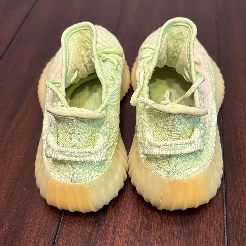Adidas Yeezy boost - Picture 4 of 6